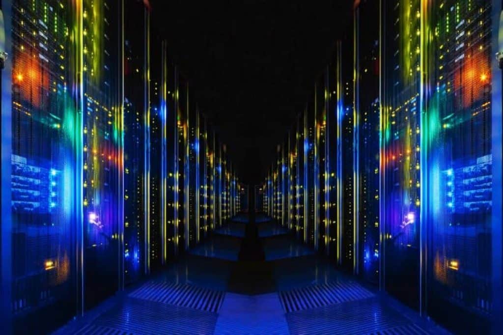 RAID 50 vs RAID 10 Compared: Which Is The Best RAID Configuration?
