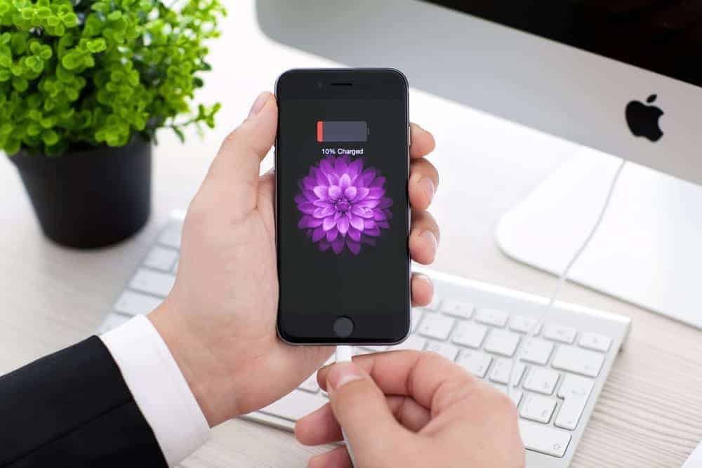 Power and Battery Compared for iPhone SE and iPhone 6s