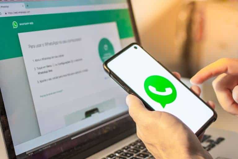 WhatsApp Web QR Code Not Working? Try These 13 Fixes