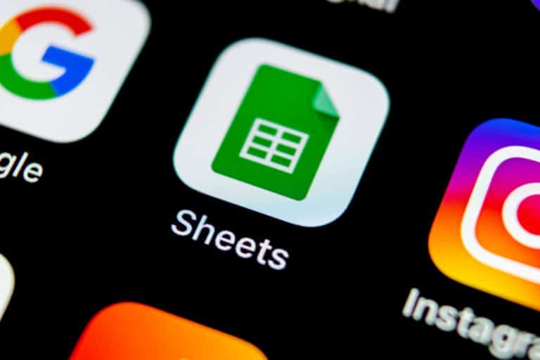 How to Freeze a Row in Google Sheets