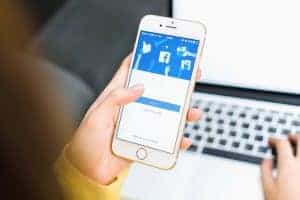 How to Bold Text on Facebook Post