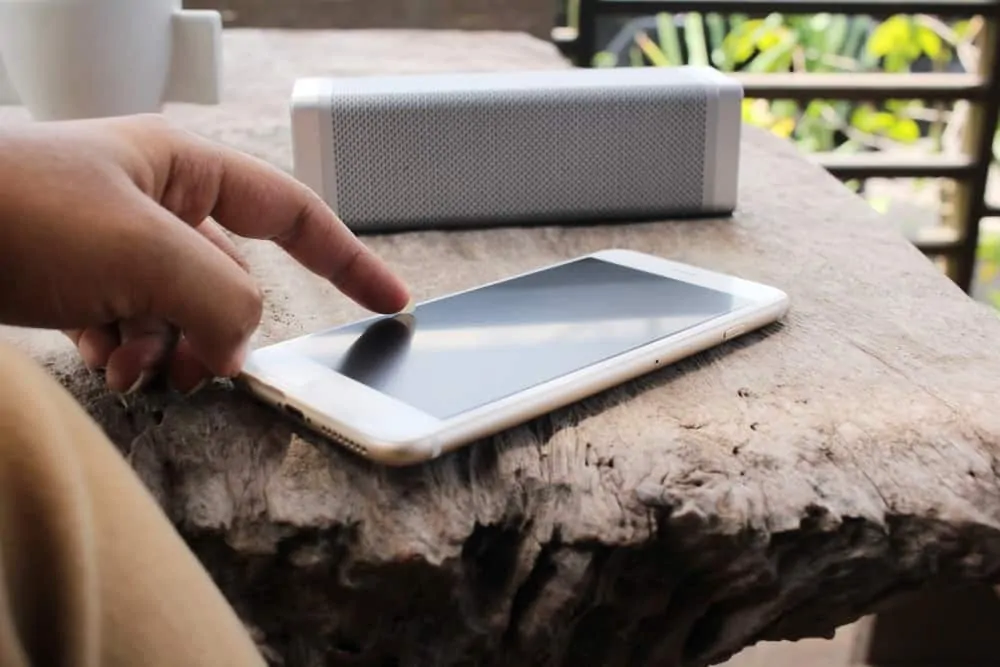 5 Best Bluetooth Speakers Under 100