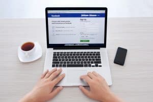 How to Change Relationship Status on Facebook