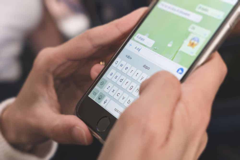how to disable chat feature facebook