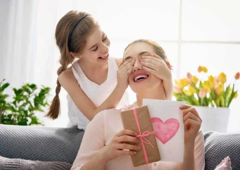 5 Geek Mothers Day Gifts on Amazon