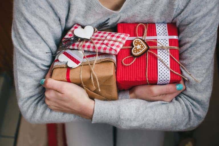 5 Geek Valentine Gifts for Her