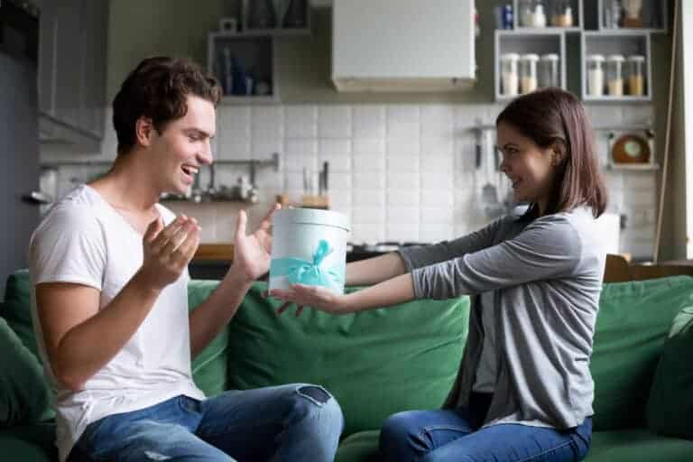 5 Best Gift Ideas for Boyfriend