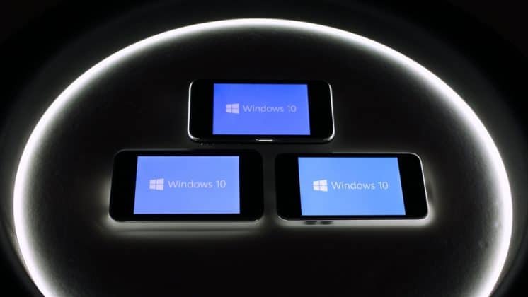 How to Split Screen on Windows 10 (2, 3 or 4 Screens) - Itechguides.com