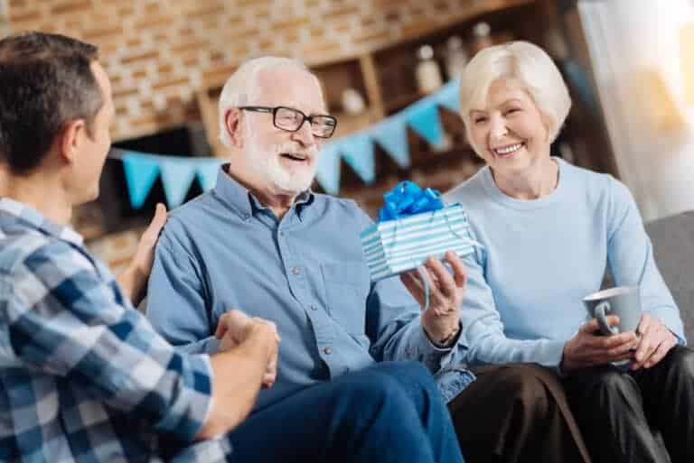 Best 5 Gift Ideas for Parents