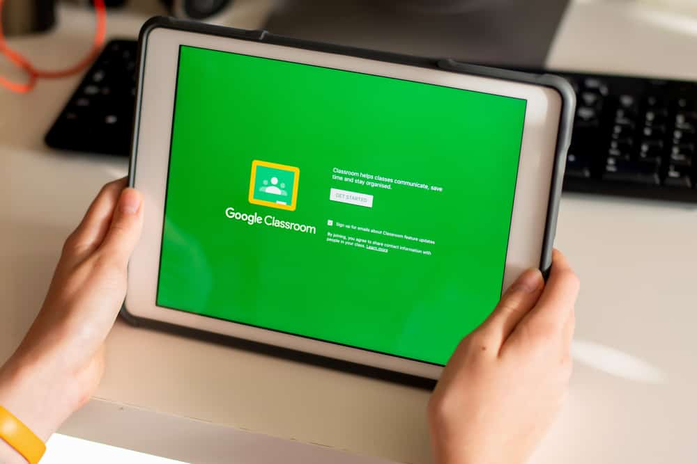 how to delete email from google classroom