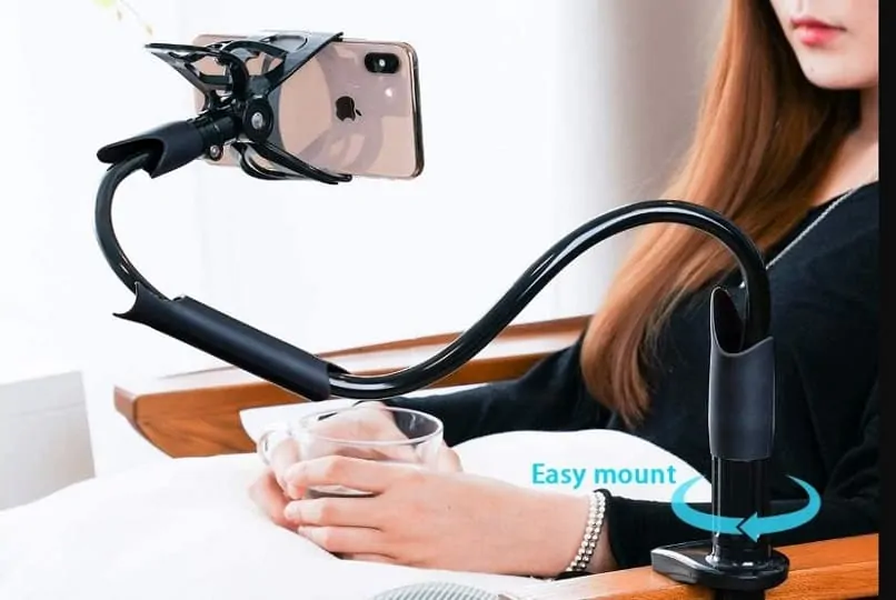 Gadgets for Women: Phone Holder Bed Gooseneck Mount 