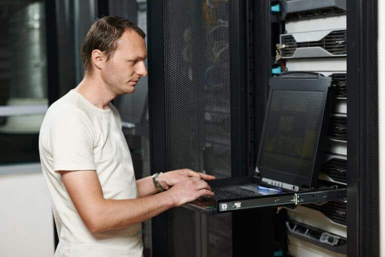 IPv4 vs IPv6 Explained and Compared