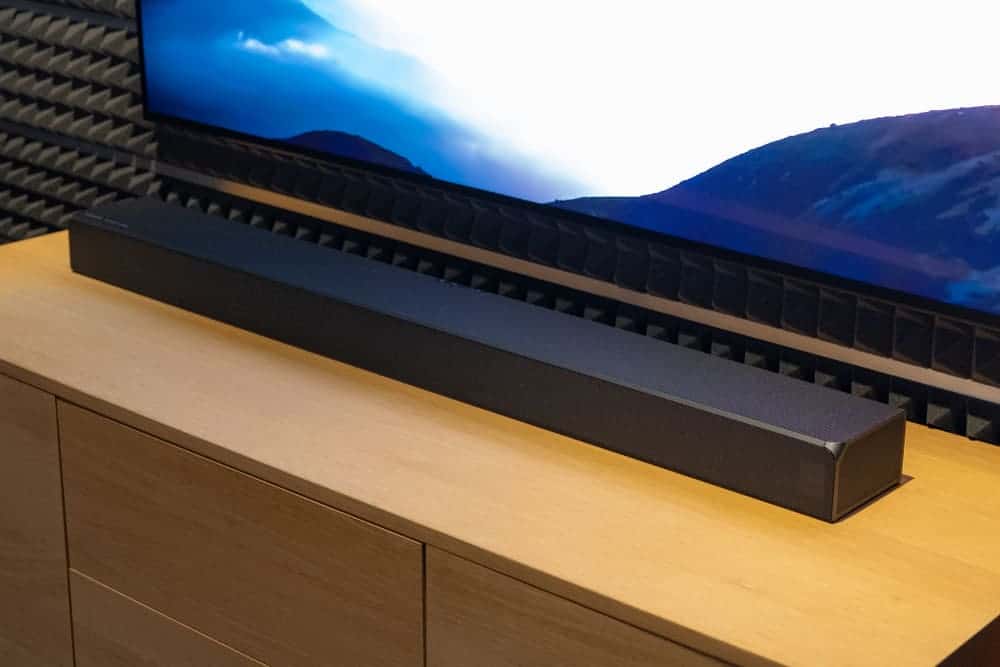 Black Renewed Samsung HW-R60C/ZAR 3.1ch Soundbar 