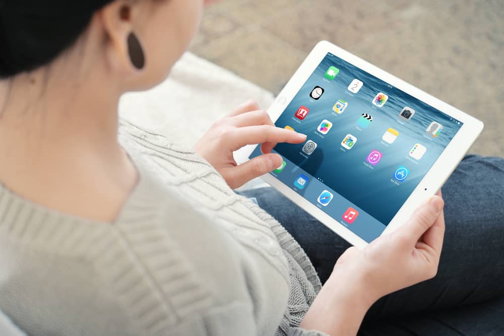 iPad 6th Generation (Wi-Fi, Cellular) - Specs, Reviews, and Deals