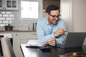 HP ENVY 17 Review: A Good Multimedia Laptop