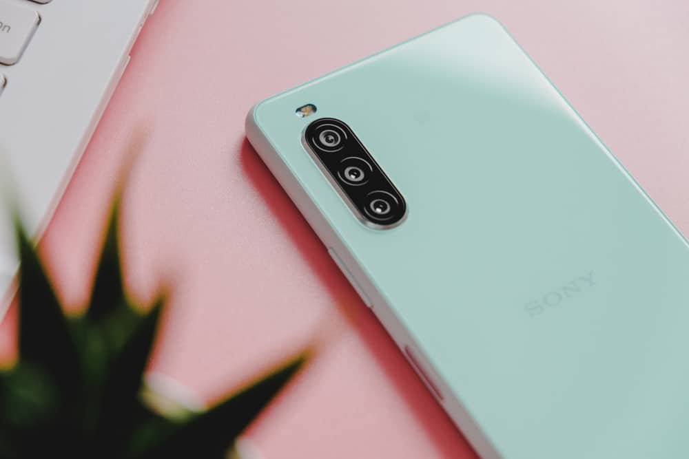 sony 10 2