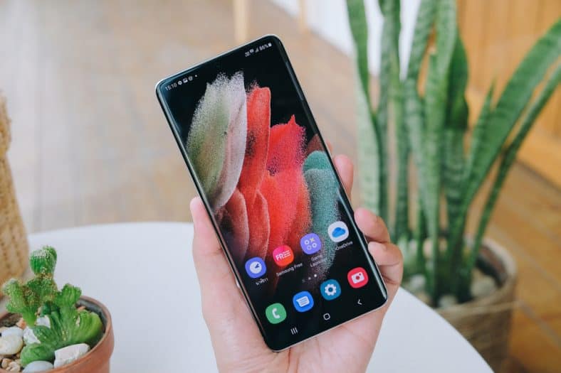 Samsung Galaxy J3 Luna Pro Camera Features Review
