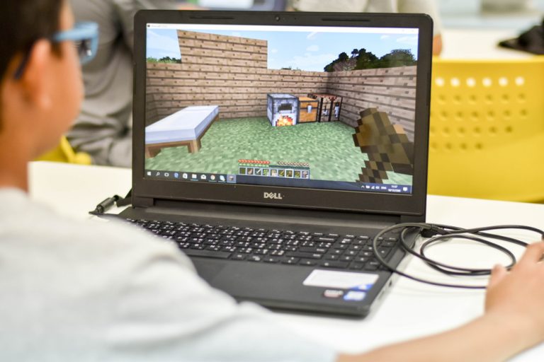 How to Update Minecraft in Windows 10