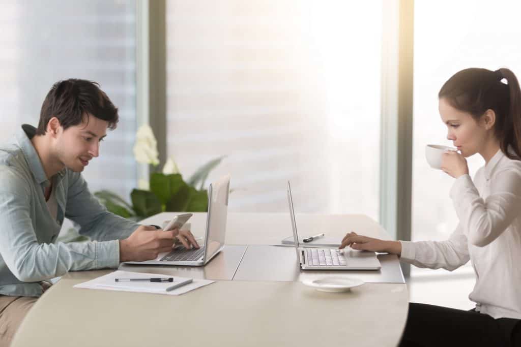 Dell XPS 15 vs Macbook Pro