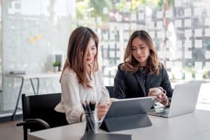HP Spectre vs Surface Pro: Which Laptop is a Better Choice?