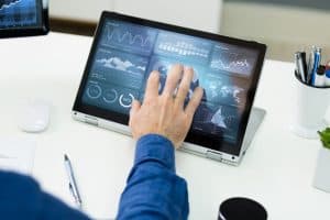 Lenovo C930 Review: A 2-in-1 Laptop with Various Configurations