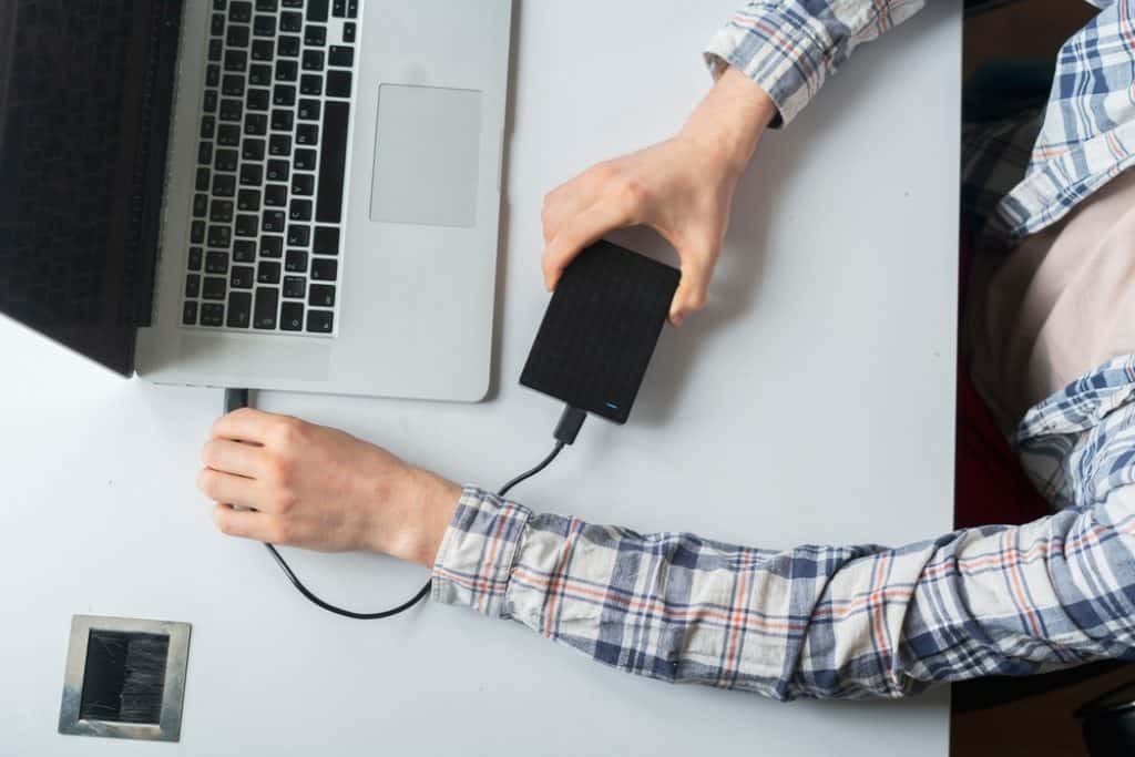 Featured Smartphones That Support USB Tethering