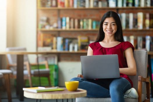 Lenovo IdeaPad 710s Plus Review  Slim  Light And Compact - 68