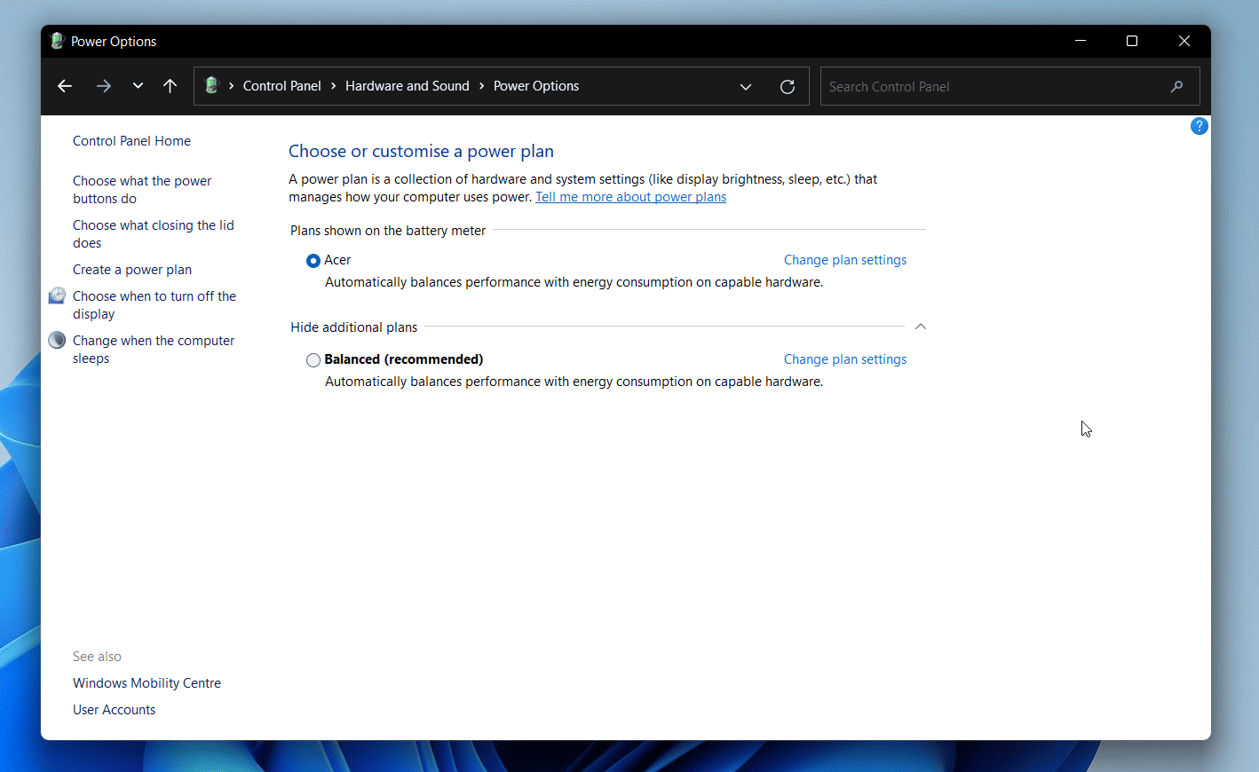 How to Close Laptop and Use Monitor Windows 11