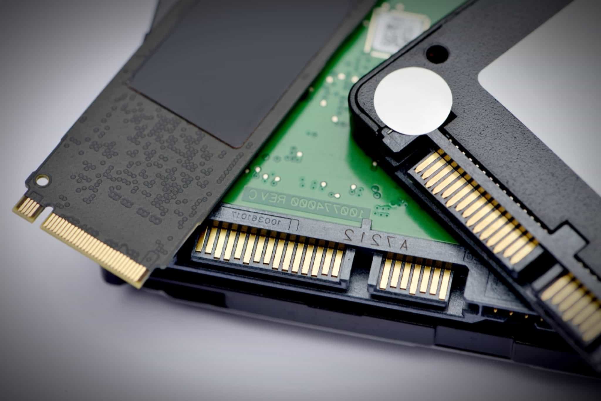 SATA vs PCIe Compared: Which is the Better Interface?