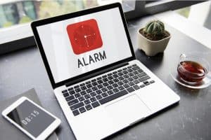 How to Use Alarms in Windows 11
