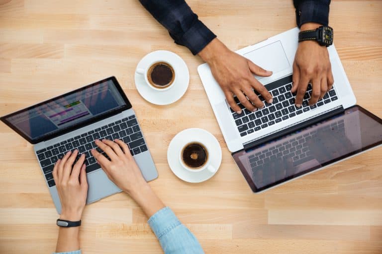 Lenovo Yoga 720 vs 730: Powerful and Flexible Laptop Siblings