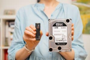SATA vs PCIe Compared: Which is the Better Interface?