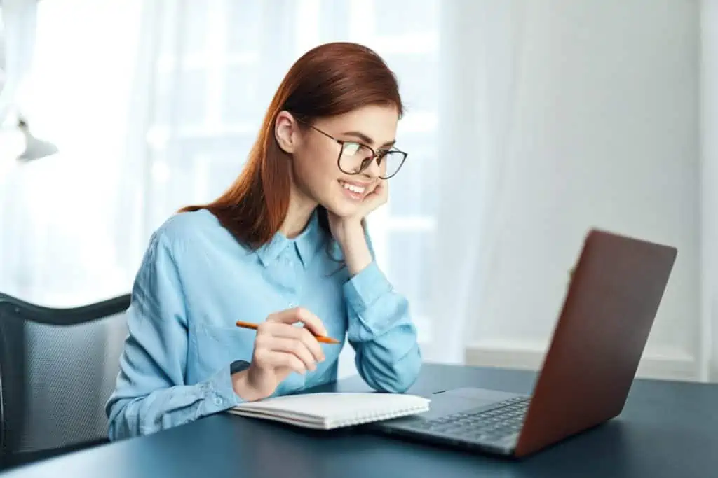 how to update windows 10 1809 to 1903 manually