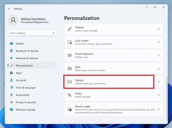 How to Restore Windows 11 Taskbar that Disappeared - Itechguides