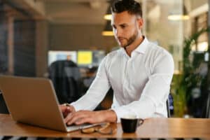 How to Change Taskbar Size in Ubuntu