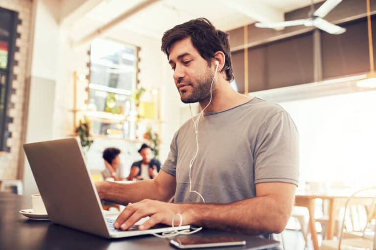 How to Install or Uninstall Spotify on Linux