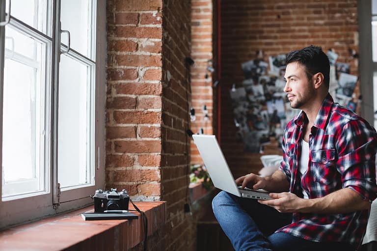 How to Add a Photo Widget in WordPress
