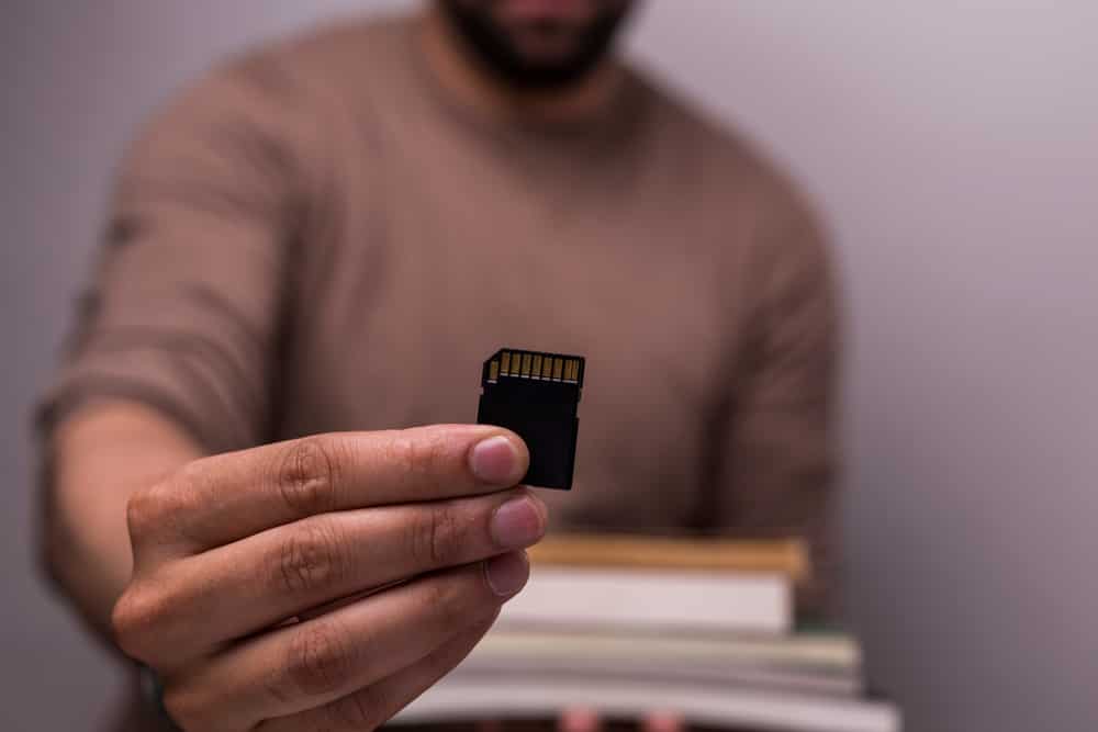 Pros And Cons Of A Mini SD Card