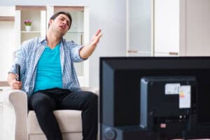 Why Does My LG TV Keep Turning Off? Causes and Fixes
